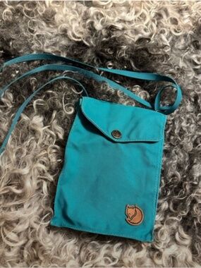 Fjallraven Pocket crossbody bag Turquoise